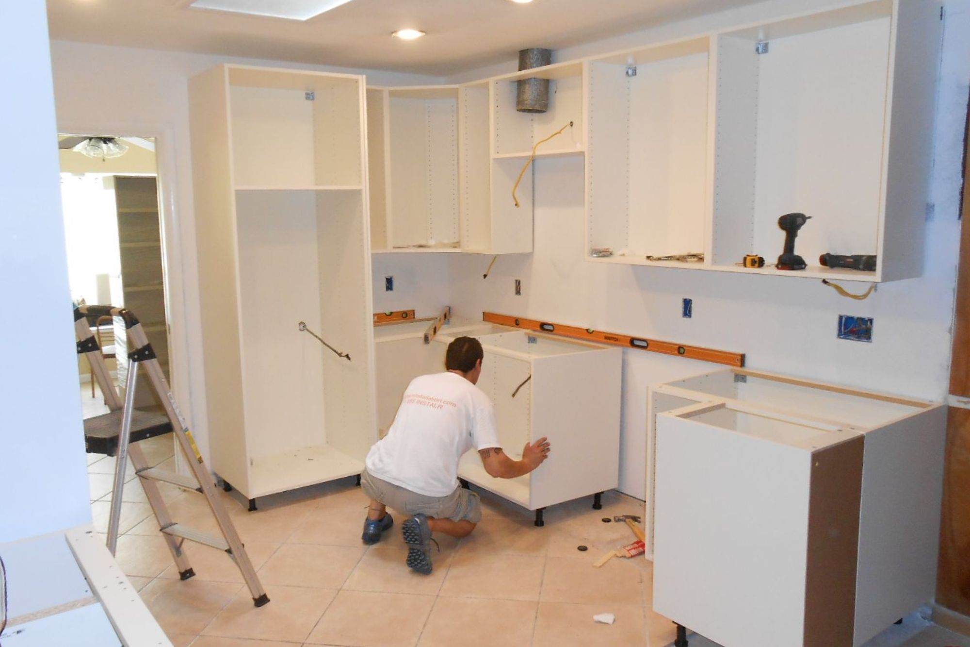 cabinet installation home maintenance services in dubai