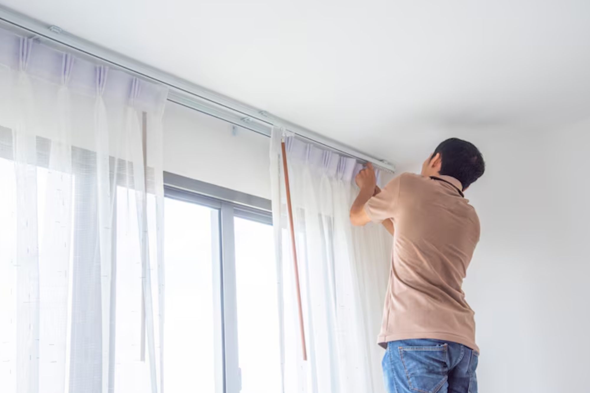 curtain installation home maintenance services in dubai
