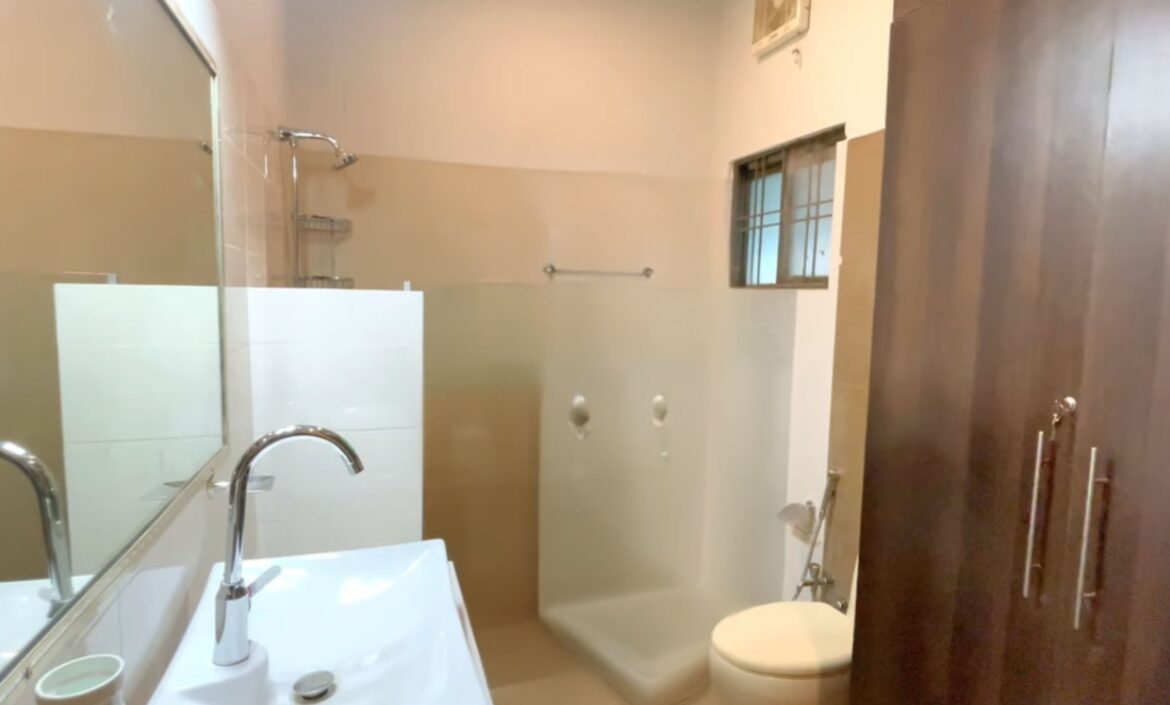 bathroom renovation dubai new tiles and sanitaryware fitting